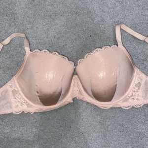 Victoria’s Secret Dream Angels Lined Demi bra 32F
